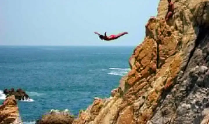 Small-Group or Private All Inclusive 4 Hours City Tour & Divers