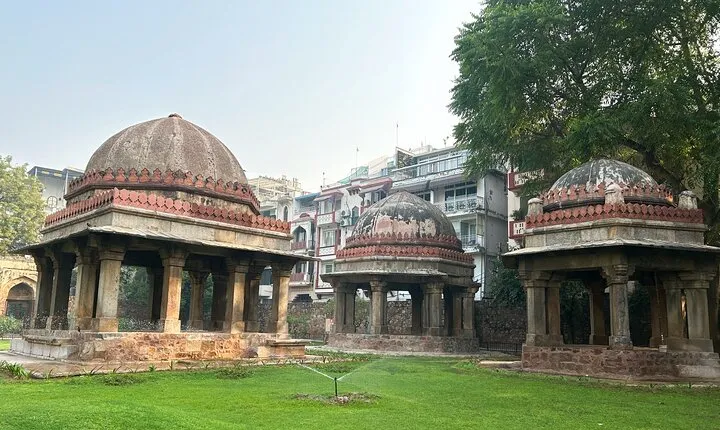 Hauz Khas Village: A Self Guided Walking Tour