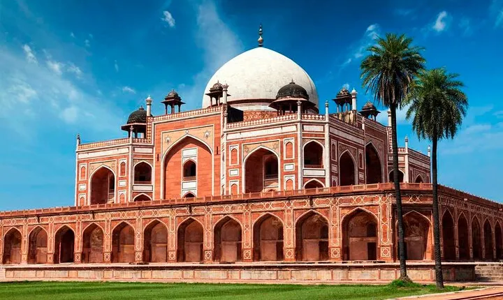 Private Old & New Delhi Sightseeing Day Tour 