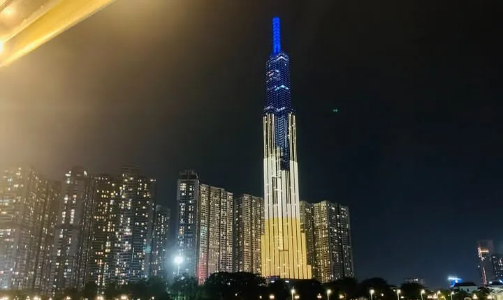 Saigon Special Night Coffee Landmark 81 & Food Tour