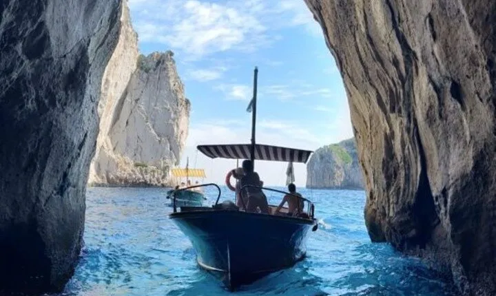 Capri Private Boat Tour (3 Hours) + Blue Grotto