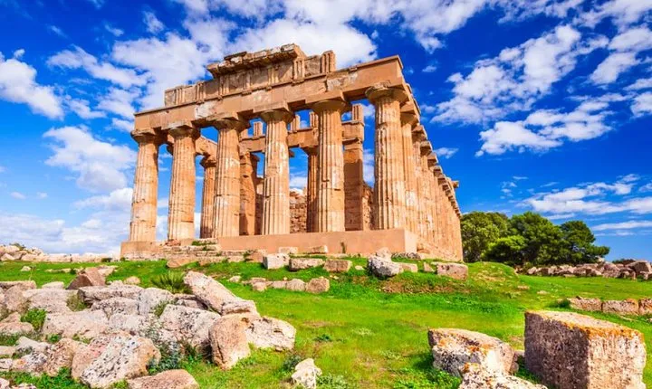 Day trip to the acropolis of Selinunte from Trapani
