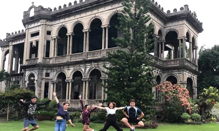 Bacolod Half Day Tour with The Ruins and Chicken Inasal Lunch
