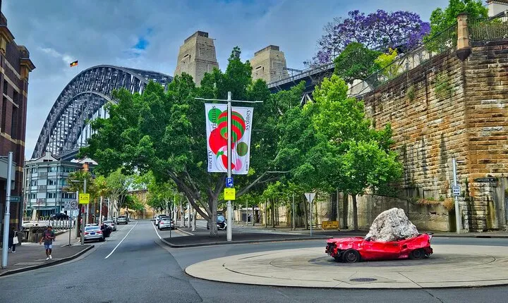 Self-Guided Walking Tour in Hidden Trails of The Rocks of Sydney