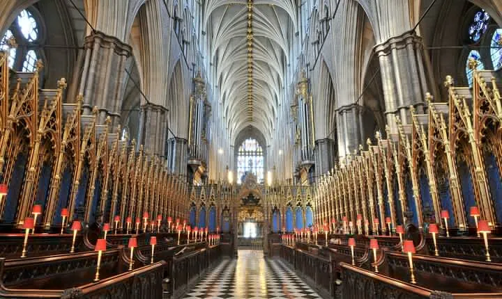 Priority Access Westminster Abbey Tour with a Professional Guide