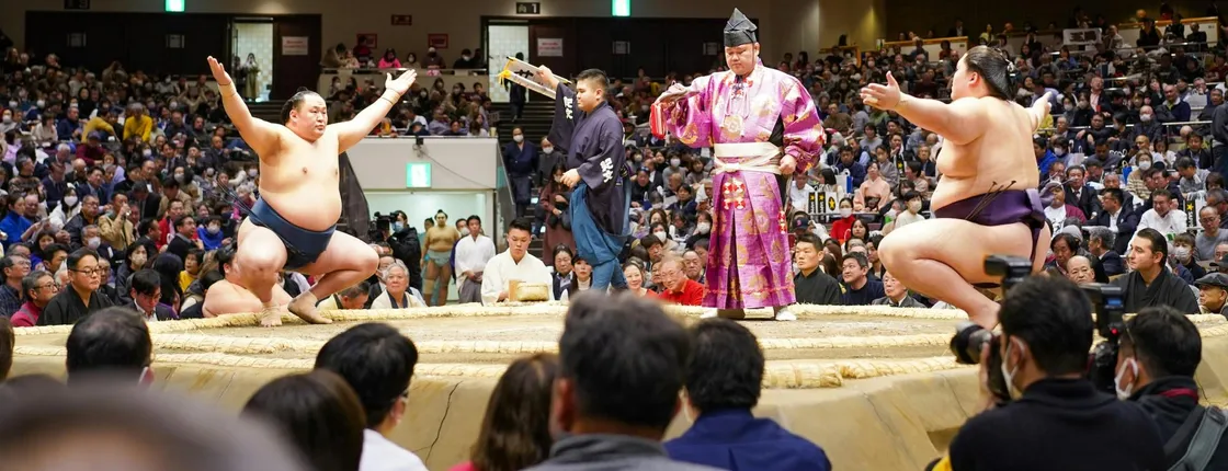 Tokyo Grand Sumo Tournament Guided Tour with Premium Tickets
