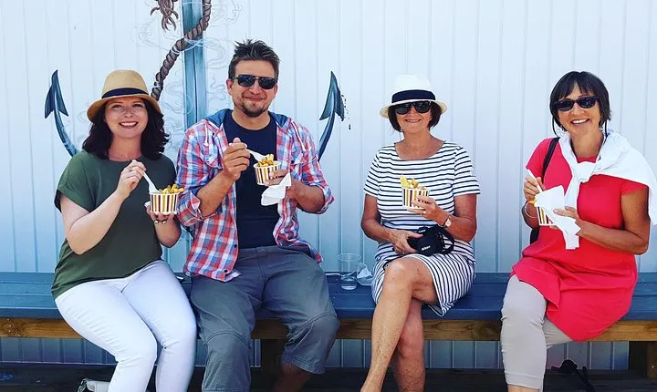 Eat Like a Canadian Food & Sightseeing Tour