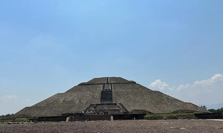 Surprise yourself in Teotihuacan Pyramids
