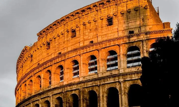 Tour of the Colosseum