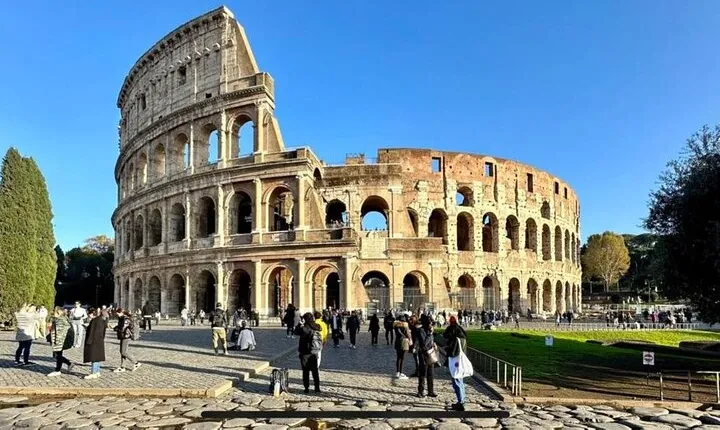 Colosseum, Roman Forum & Palatine Hill Access with Audio Guide