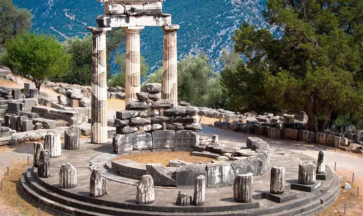 Delphi All Day Tour From Athens By Car or Van