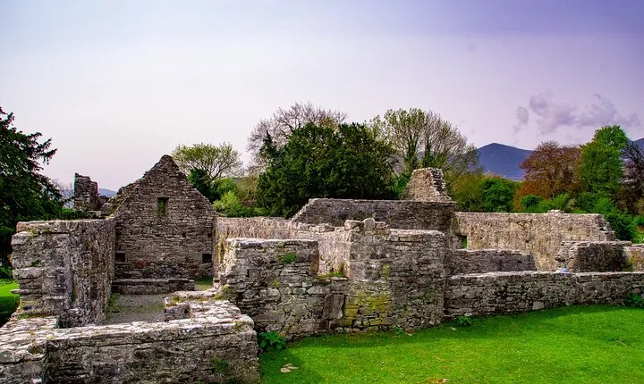 Visit Innisfallen Island