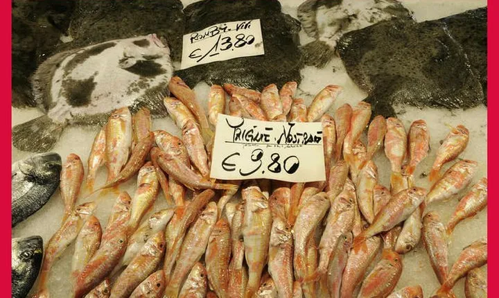 Cesarine: Market Tour & Dining at a Local's Home in La Spezia