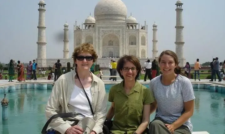 Early morning Taj Mahal & Agra Fort Same Day return experience from Delhi