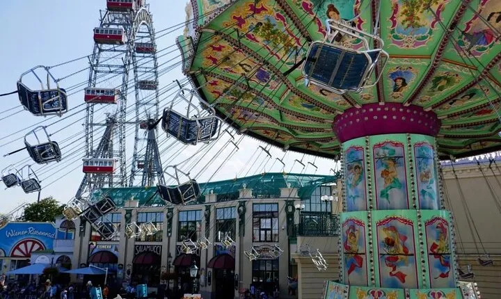 Private tour for children and teenagers through Vienna