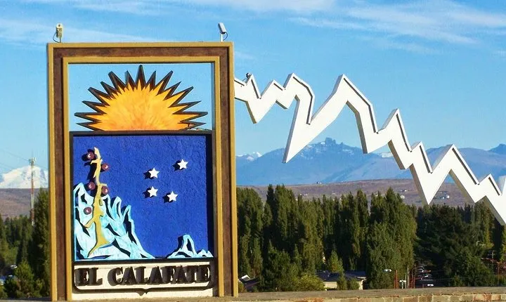 El Calafate: Bus ticket to Puerto Natales, Chile