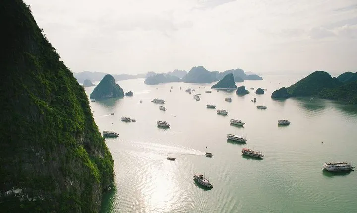 Ha Noi - Ha Long Bay By Private Car