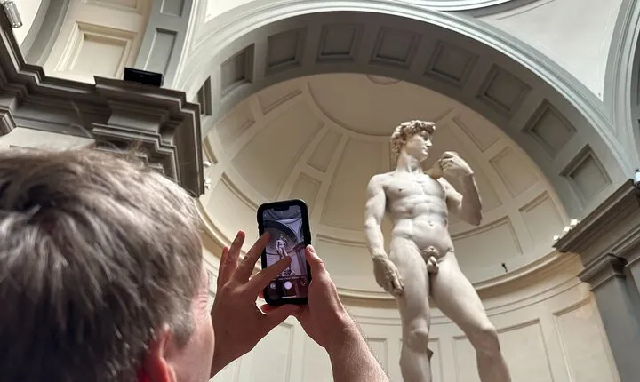 Florence City Highlights Guided Tour with Uffizi Museum and David
