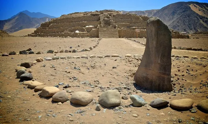 Fantastic excursion to Caral, the oldest civilization in the Americas!