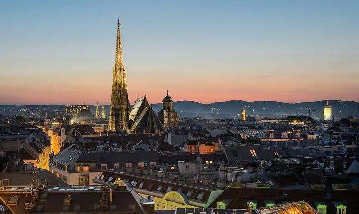 Semi-Private Tour: Central Europe &Balkans from Vienna to Athens