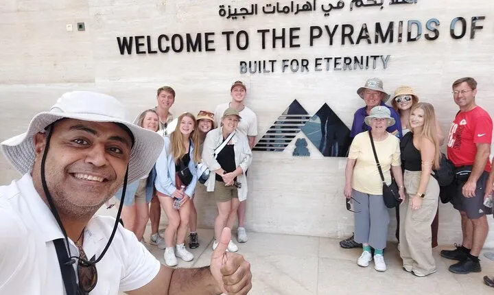 From Sharm ElSheikh Guided Day Trip to Cairo by Bus