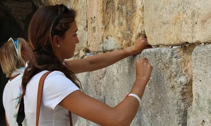 Guided Shabbat Experience in Jerusalem