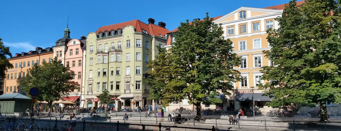 Walking tour past hidden and forgotten houses in Uppsala