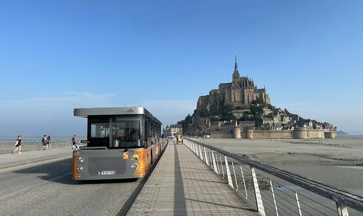 Private Tour: Mont-Saint-Michel with Guide & Calvados