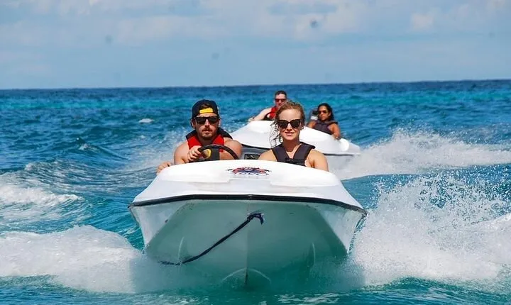 Private Half-Day Speed Boat and Snorkeling Tour in Punta Cana