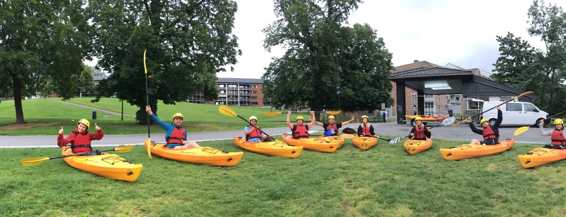 Paddling tour along the Akerselva river in Oslo