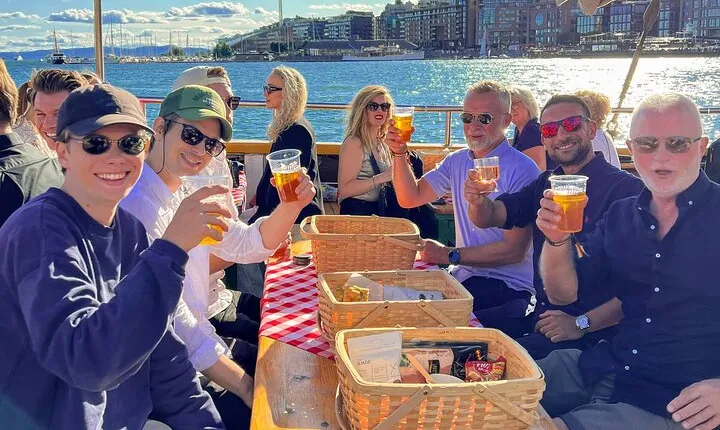 Live Music Cruise with "fjordstyle'' shrimp buffet