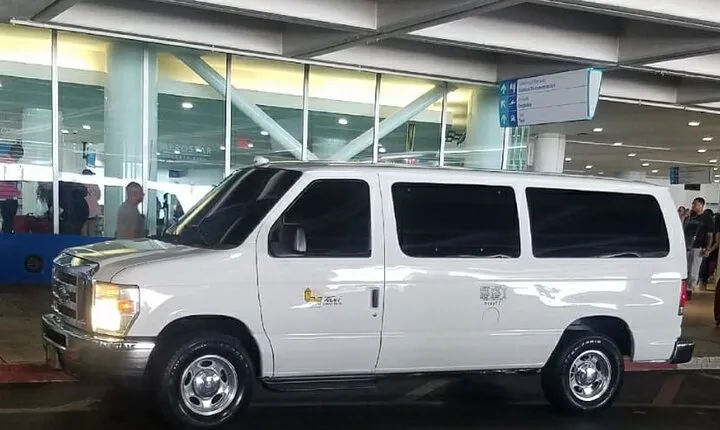 Private Transfer from PSP to LOS ANGELES