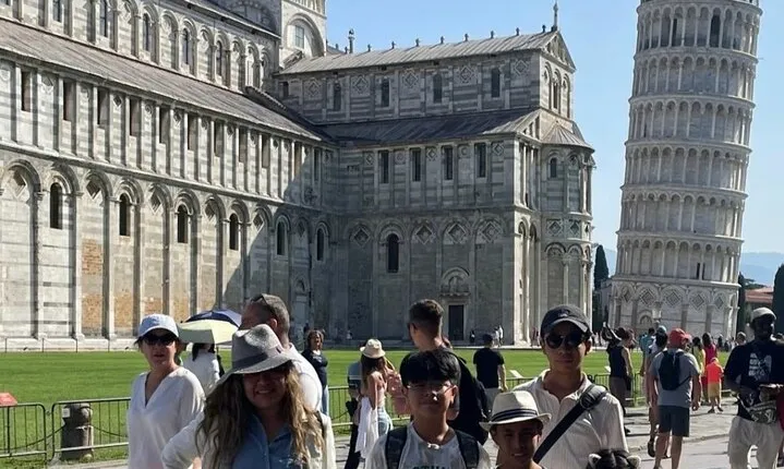 Pisa and Leaning Tower Half Day Tour from Florence Small Group