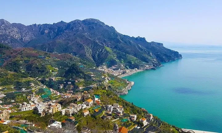 Daytrip from Rome to Pompeii and Amalfi Coast