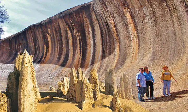 Wave Rock and Pinnacles Air & Ground Tour