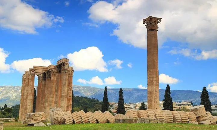 Athens City Tour with Spanish-Speaking Guide