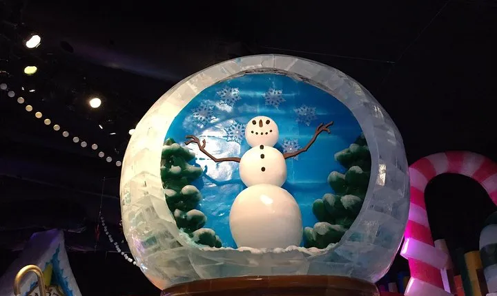 Holiday Celebration Tour: Ice Slides and Life-Sized Gingerbread Houses