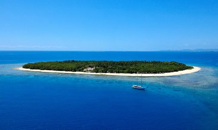 Captain Cook Cruises Fiji - Island and Reef Day Cruise