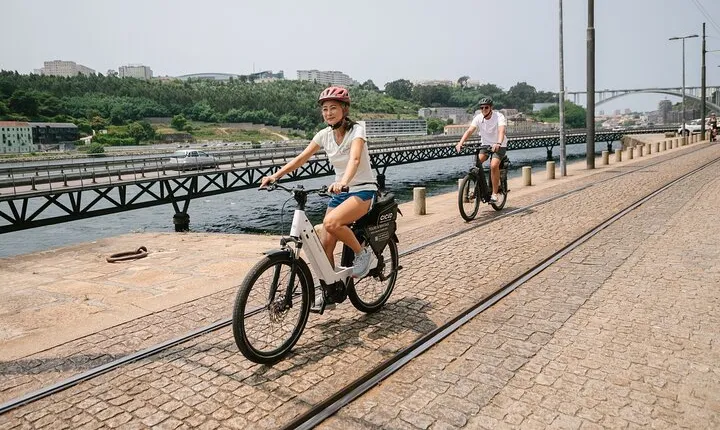 Porto Riverbank E-Bike Tour - Atlantic Coast, Gardens