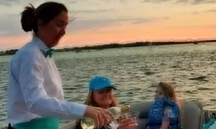 Sunset / Harbor & Bay Cruise in Destin with Complimentary Wine