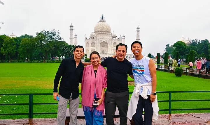 Private Taj Mahal, Agra Fort & Baby Taj Day Tour - All Inclusive