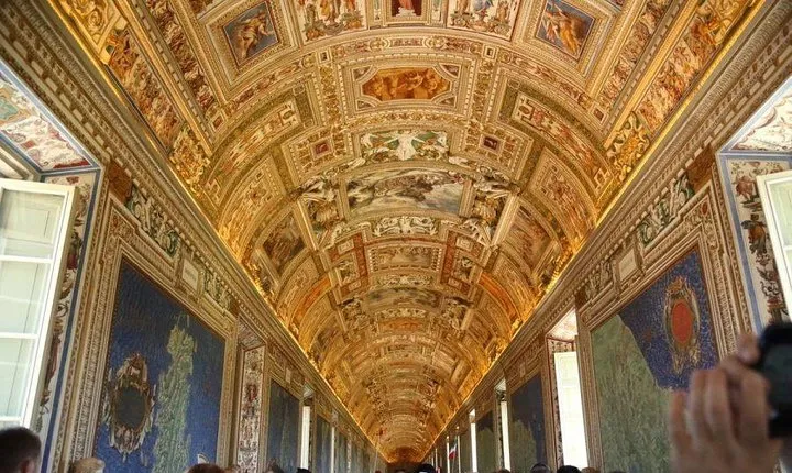 Early Morning Vatican Museums and Sistine Chapel semiprivate tour