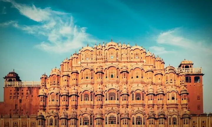 New Delhi to Jaipur: One way Private Transfer with Driver