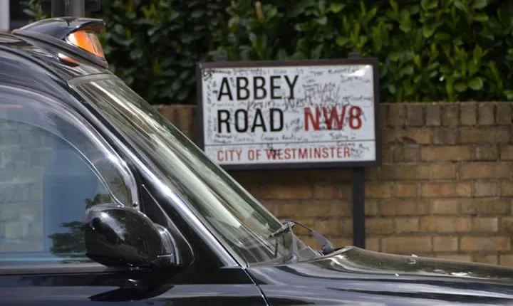 Beatles Fab 4 London Taxi Tour