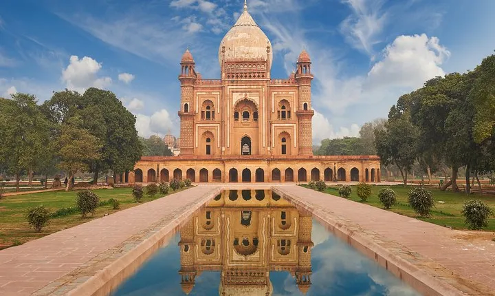 Monuments of Delhi (Guided Full Day Sightseeing City Tour)