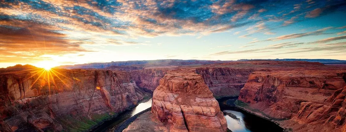 Upper Antelope Canyon and Horseshoe Bend tour from Las Vegas