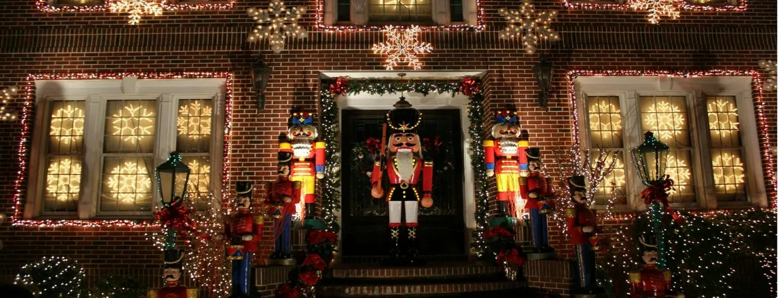 Christmas lights tour in Dyker Heights, Brooklyn