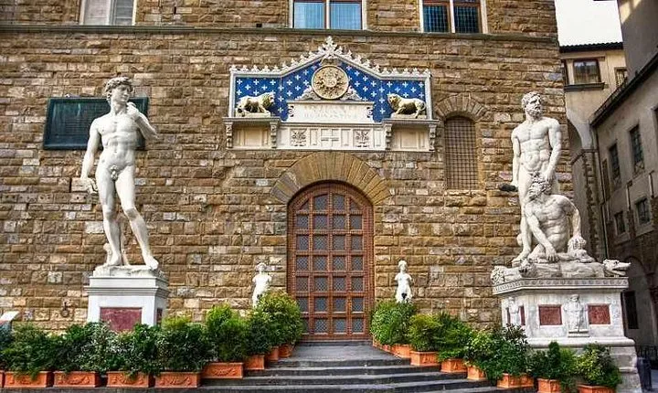 Palazzo Vecchio Morning Guided Tour - Small Group