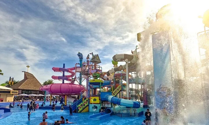 Colombia Pictures Aquaverse Movie Theme Park in Pattaya