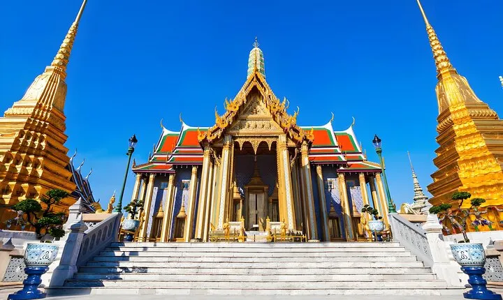 Bangkok Floating Market, Railway Market and Grand Palace Day Tour